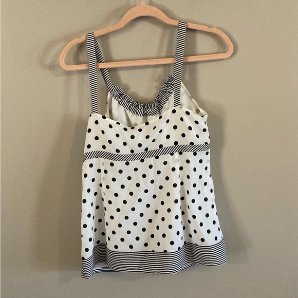 $8🖤Bundled Ann Taylor Loft Dressy Tank - Picture 4 of 4